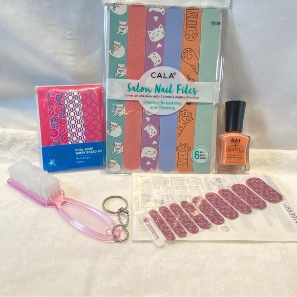 6 for$20♥️Jam berry Nail bundle: everything here included. Cute Kitty emery - Picture 2 of 11